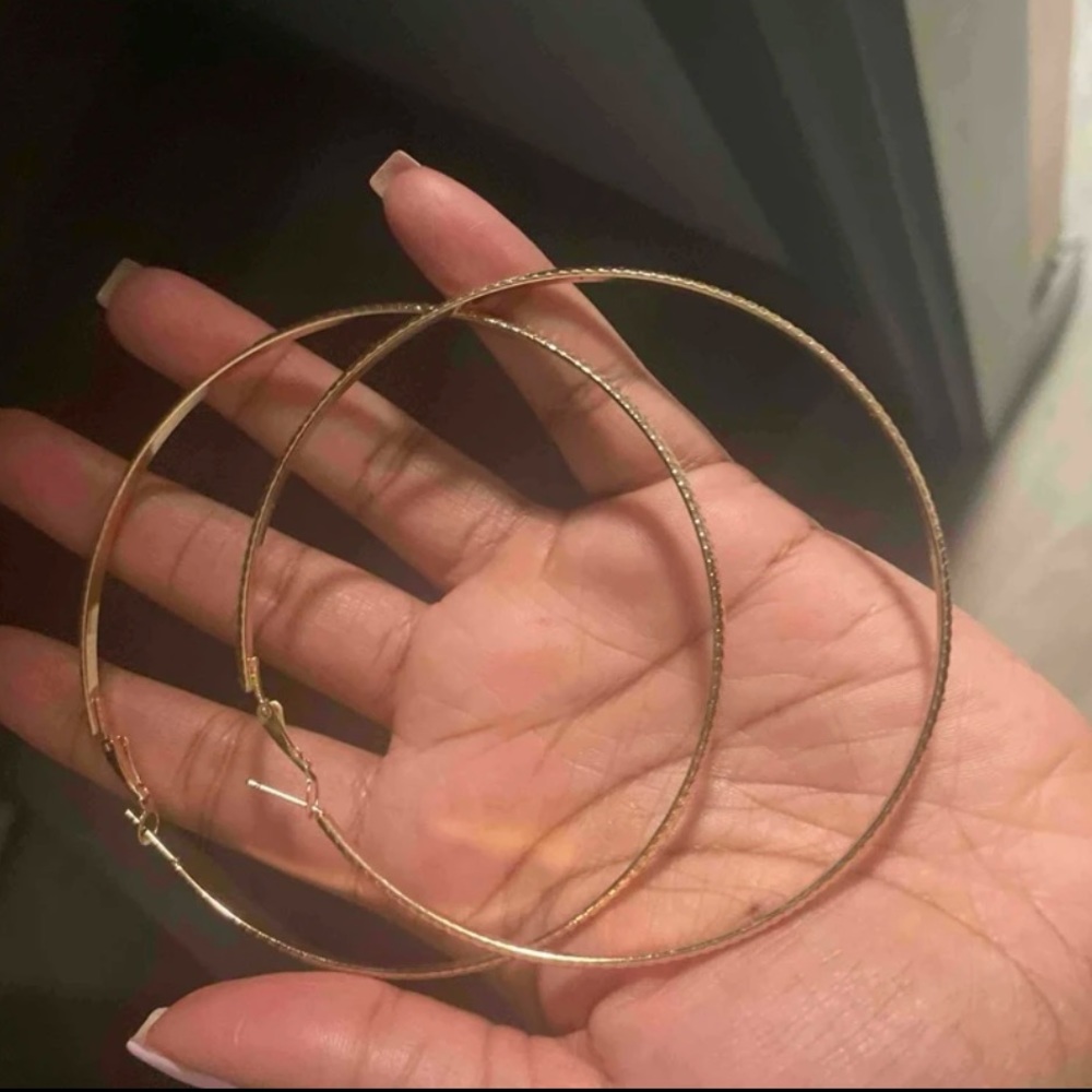 New Oversized Bohemian Handmade Diamond Cut Gold Maximalist Hoop Earrings - Picture 14 of 15